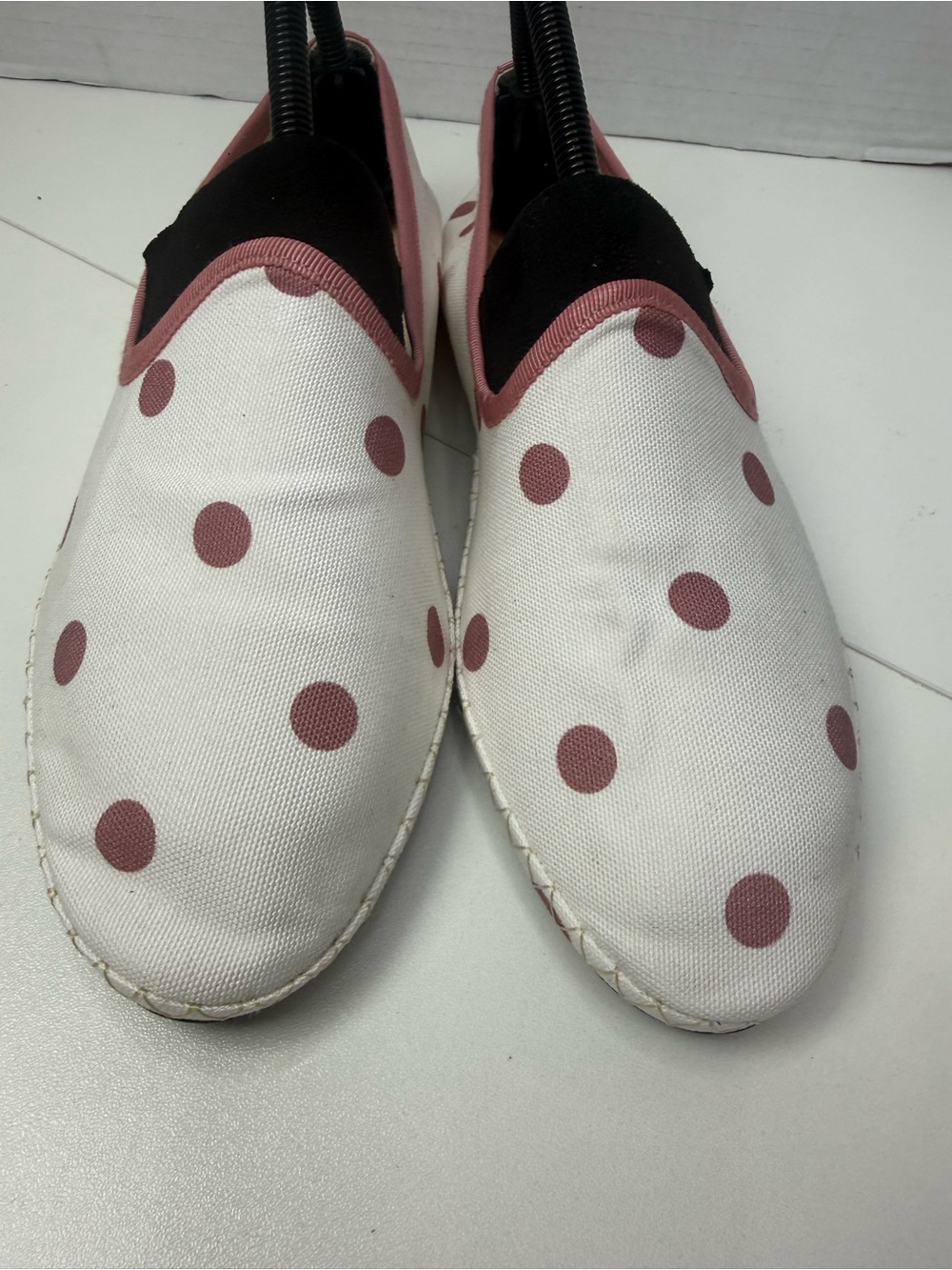 J. Crew Cream Canvas Flats with Rose Polka Dots size 8.5 - Picture 4 of 11